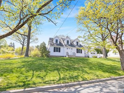 125 Greenway Rd, Glen Rock, NJ, 07452