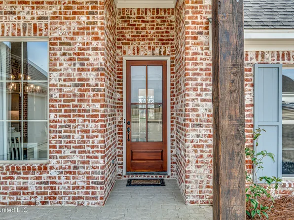 894 Glenwild Cir, Canton, MS 39046