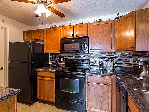 3rd image of 2312 Remington Way APT 3204
