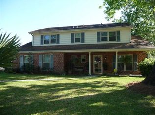 9209 Hermitage Pl, River Ridge, LA 70123