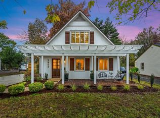 1917 Washington St, Durham, NC 27704