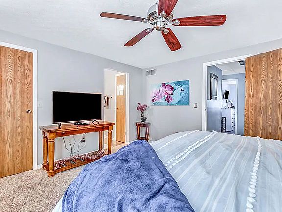 4th image of 5319 Pine Valley Dr