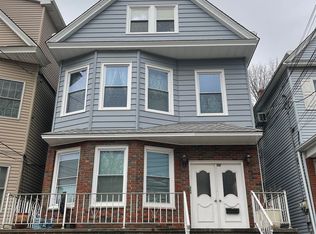96 W 30th St FLOOR 1, Bayonne, NJ 07002