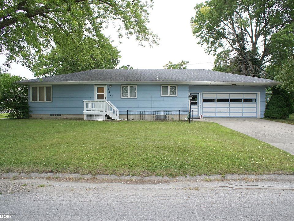 1st image of 809 Wood St