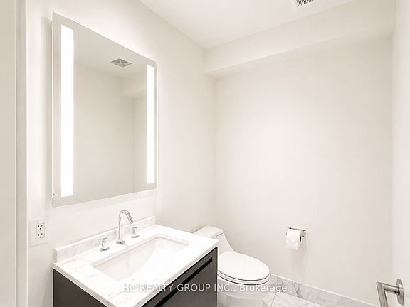 4th image of 180 University Ave #2407