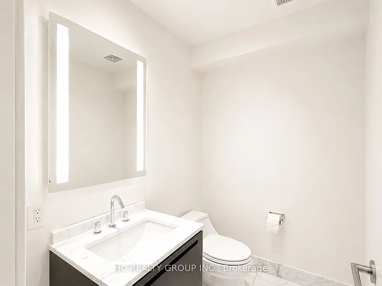180 University Ave #2407 — Photo 4