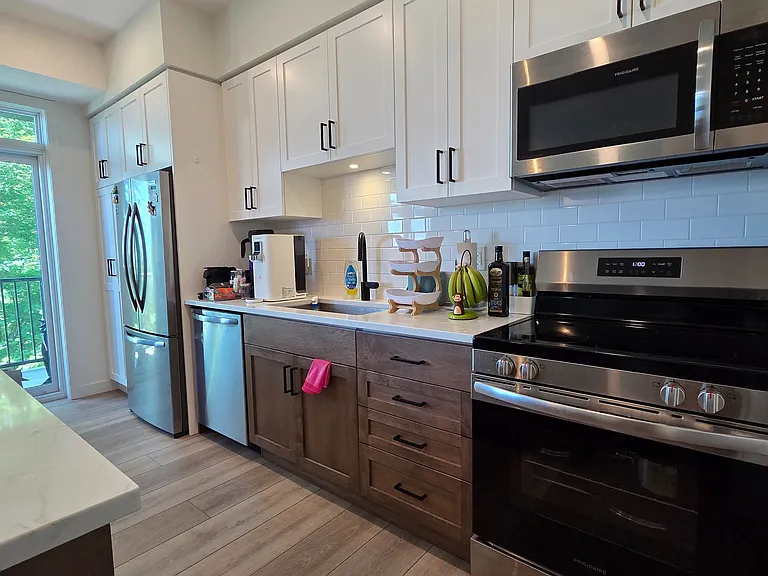 824 Woolwich St #164 — Photo 11
