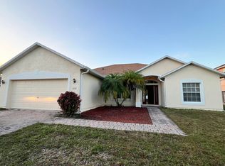 2739 Patrician Cir, Kissimmee, FL 34746