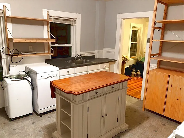 42 Glenwood Rd #2 — Photo 5