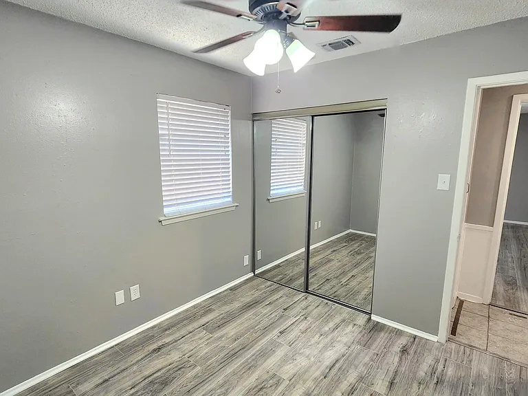 822 Lake View Rdg — Photo 15