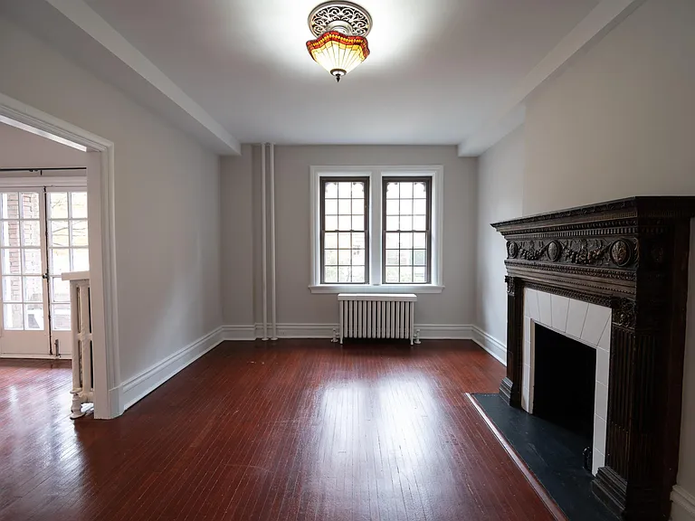 100 W 39th St #B — Photo 8