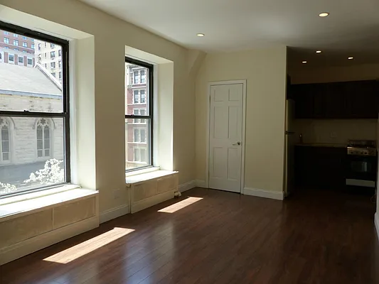 Rented by Immac Realty | media 23