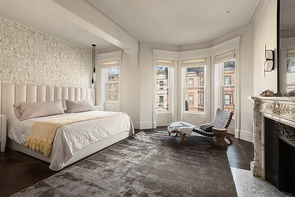 Sold by SERHANT. | media 16