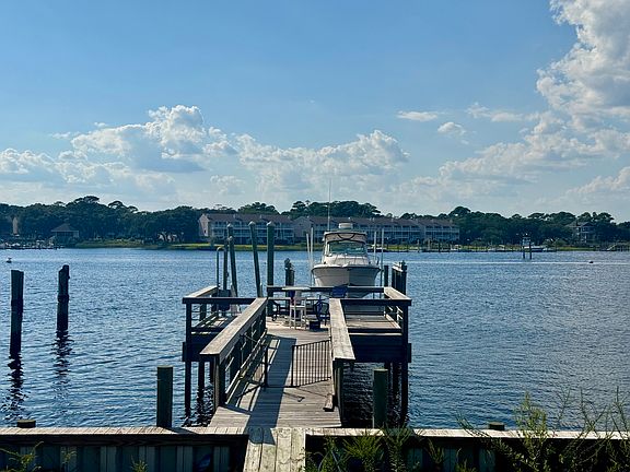 Dock behind house