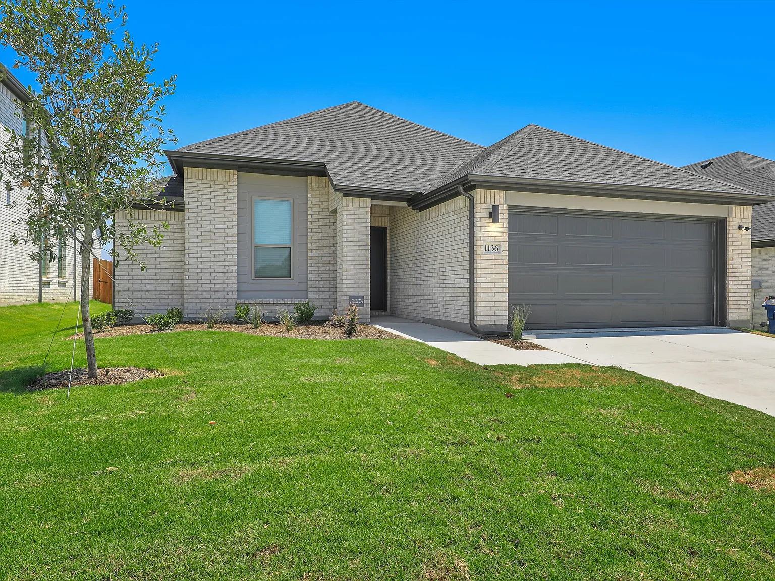 4 bed, 1802 sqft, $2,600 — Photo 2