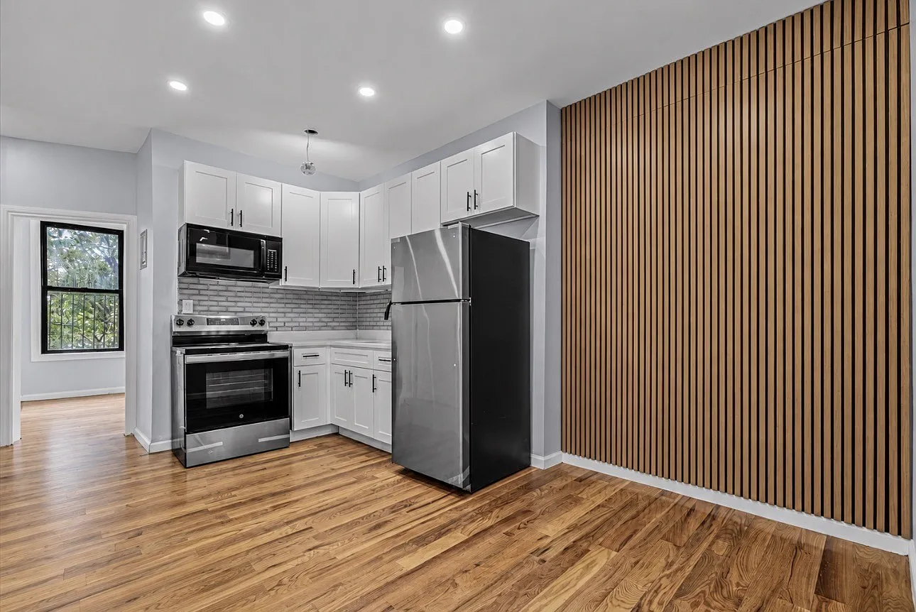 199 Bergen Street — Photo 4