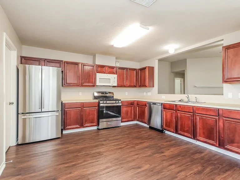 16207 Imperial Forest Ln — Photo 7