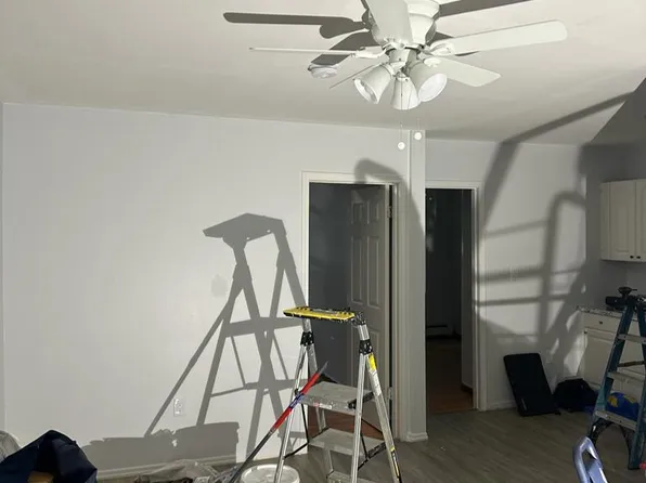 9 Vroom Street image 17 of 17