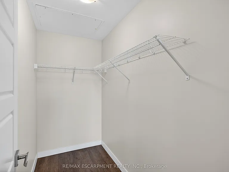 175 Commonwealth St #202 — Photo 25