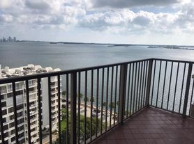 1450 Brickell Bay Dr