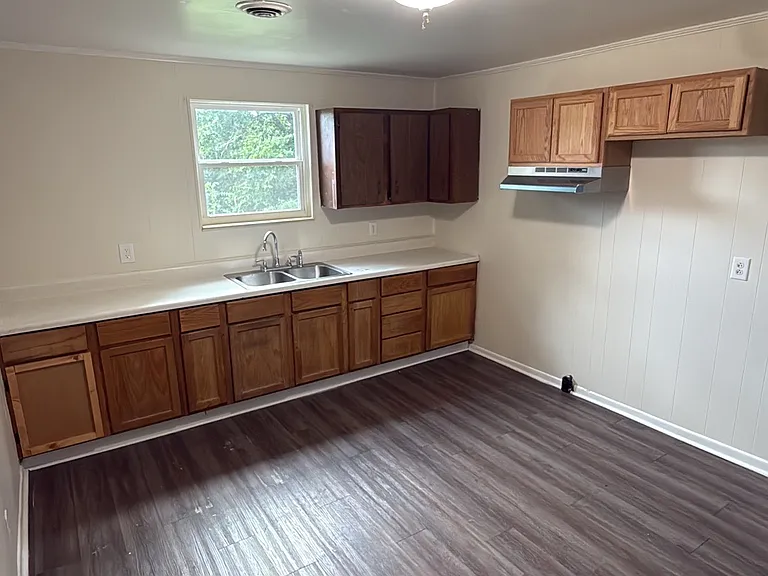 1336 Tune Ave — Photo 3
