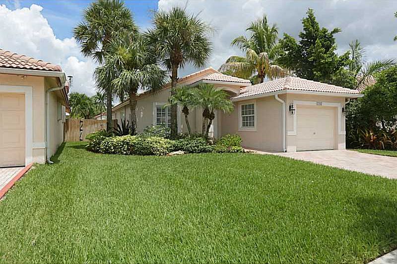 1st image of 17087 NW 10th St