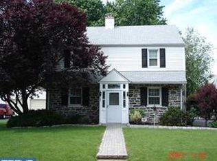 44 Sycamore Rd, Havertown, PA 19083