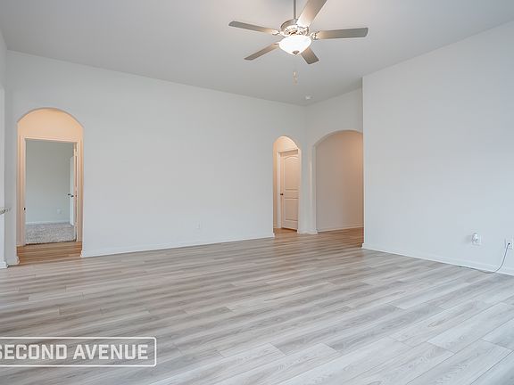 5th image of 331 Condie Russell Ave