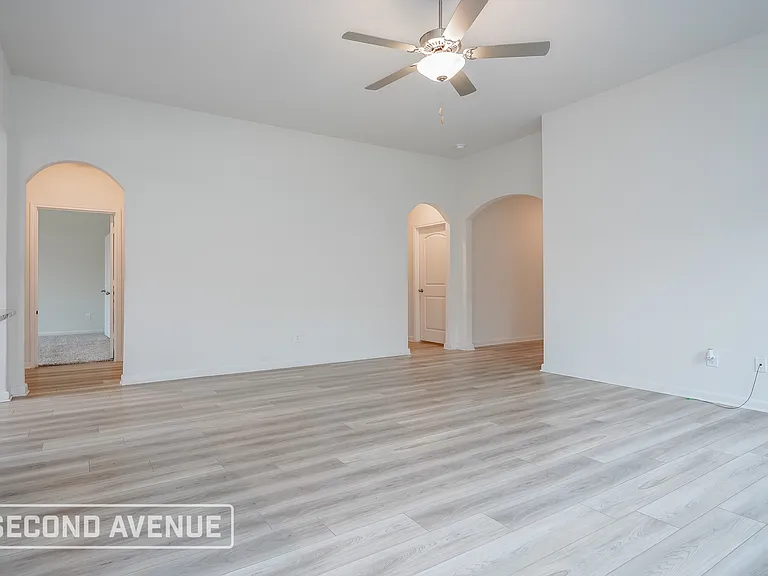 331 Condie Russell Ave — Photo 6