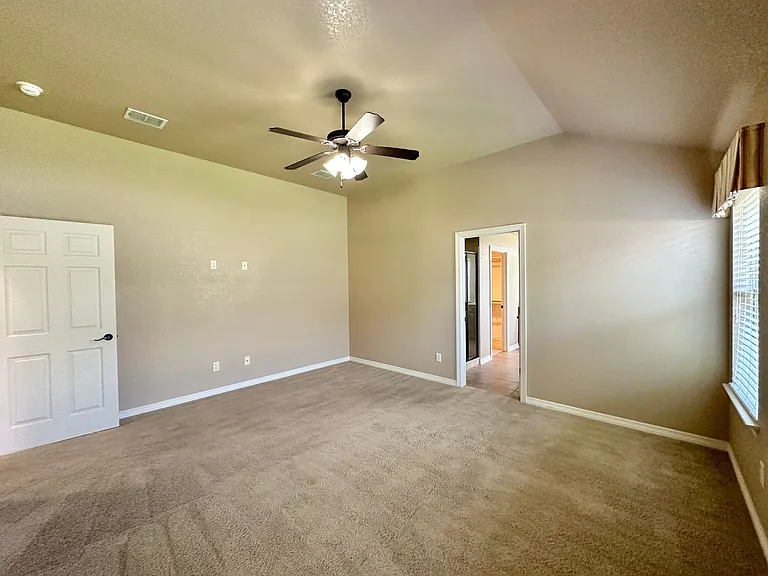 3107 Sarita Cv — Photo 16