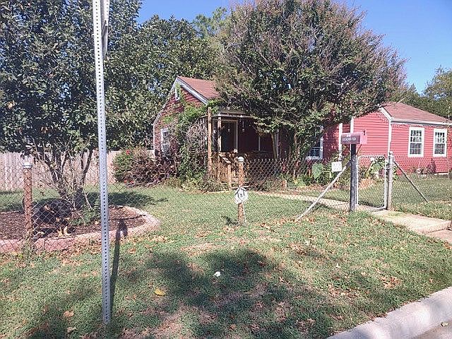 1st image of 1429 N Vandalia Ave