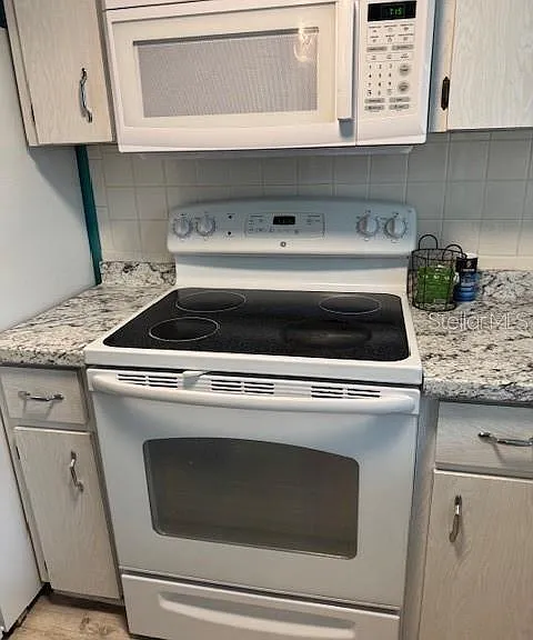 4746 Azalea Dr #103C — Photo 16