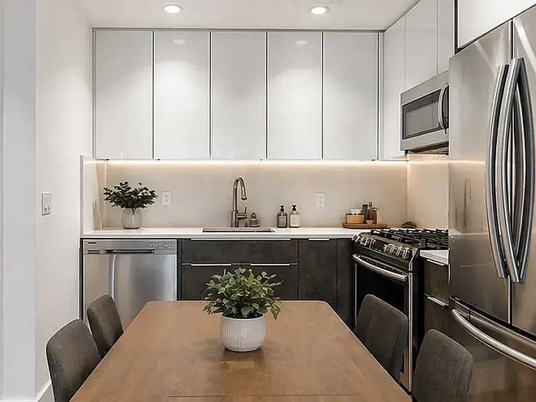 227 Lexington Ave #303 — Photo 6