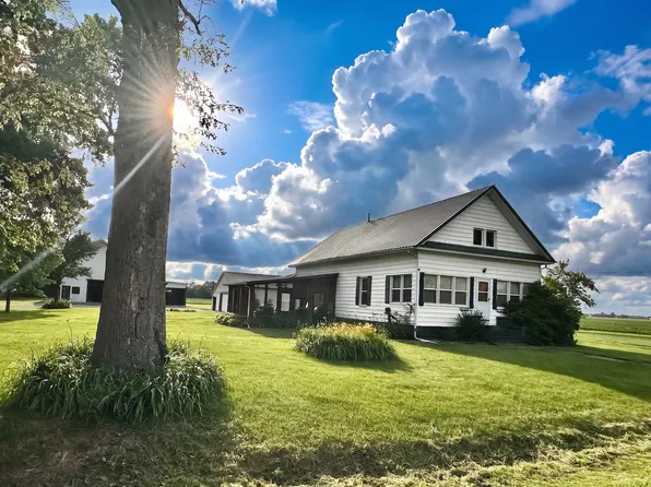 1851-1851 County Road 1450e, Cisne, IL 62823