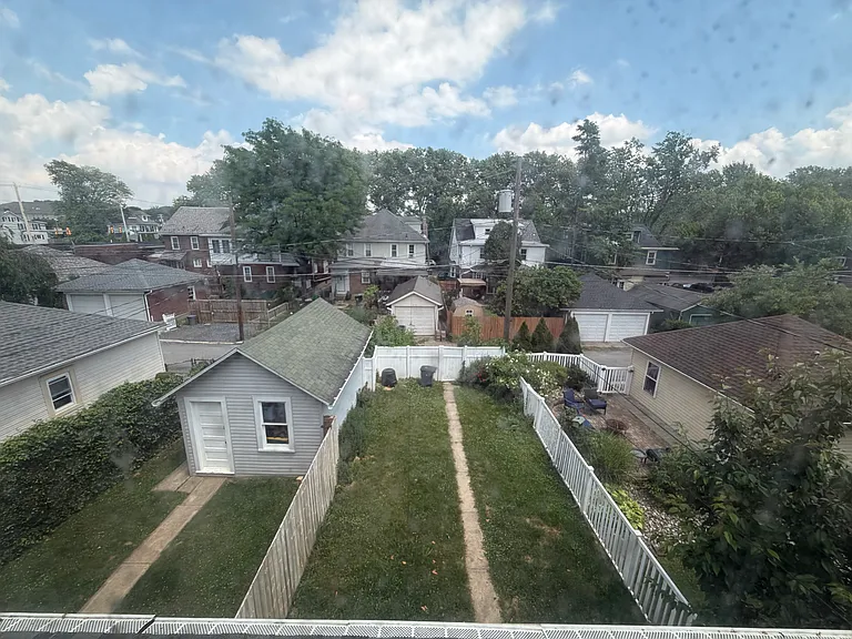 1210 Lorain Ave — Photo 37