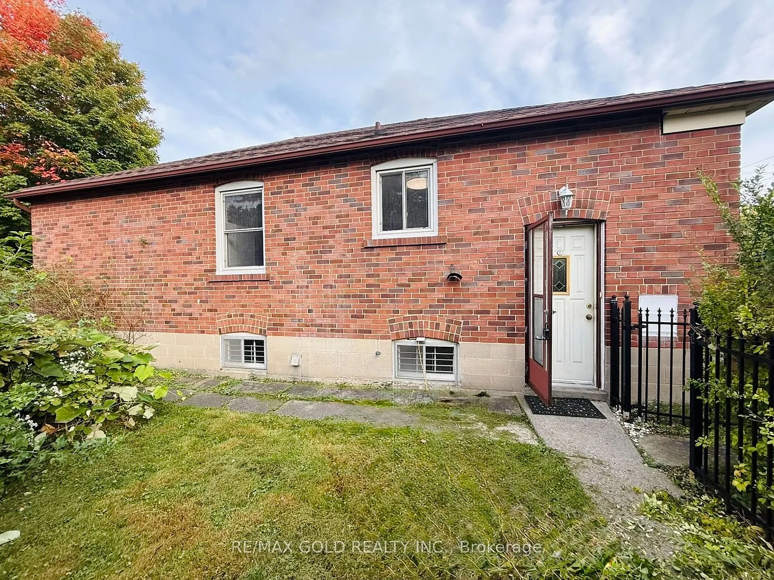 3 bed, $4,800 — Photo 2