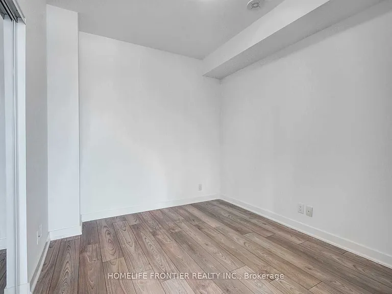 120 Parliament St #406 — Photo 7