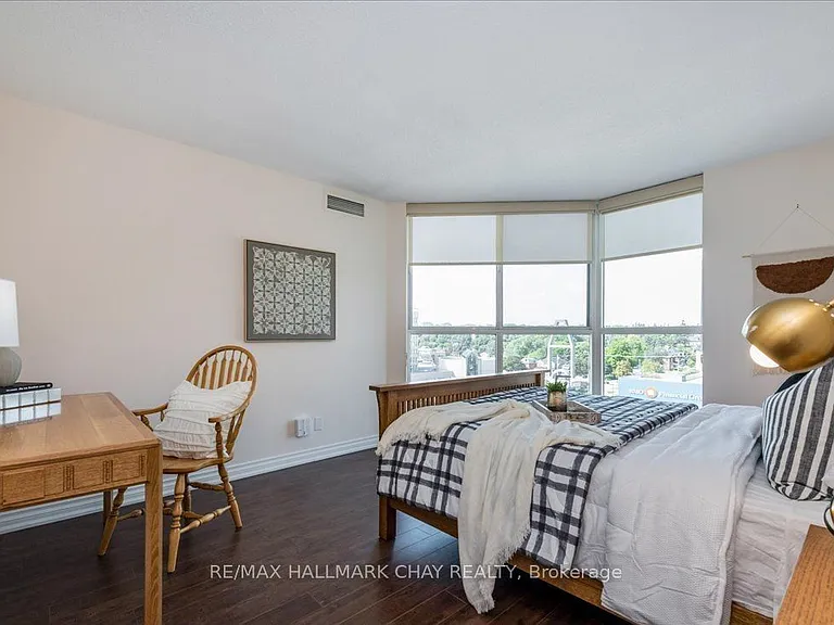 140 Dunlop St E #1202 — Photo 10