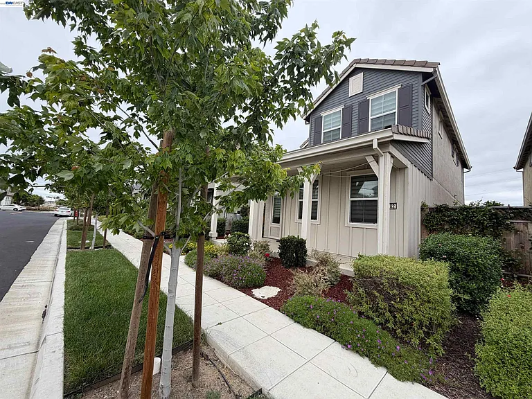 2282 S Podere Dr #A — Photo 2