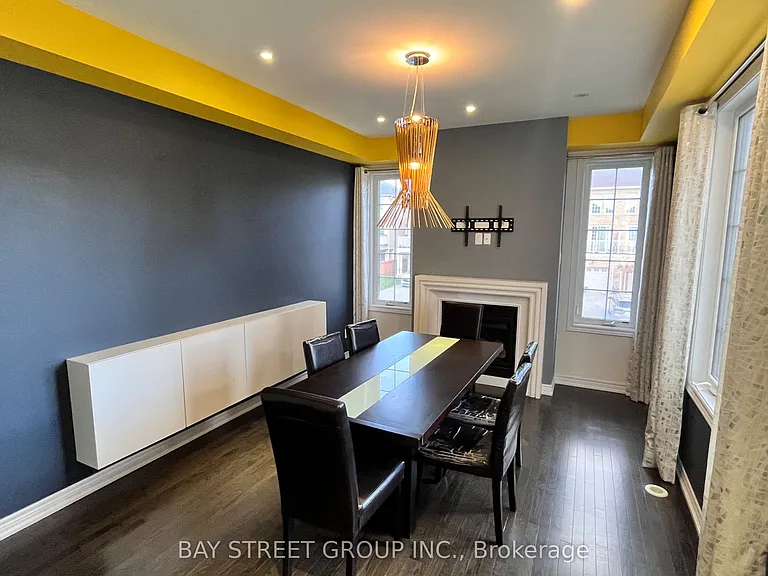13 Highbury Ct — Photo 14