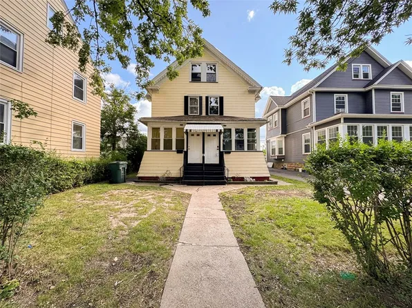 273 Selye Ter, Rochester, NY 14613