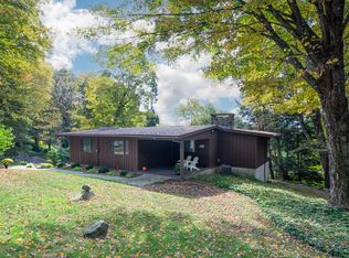 128 Aunt Hack Rd, Danbury, CT 06811