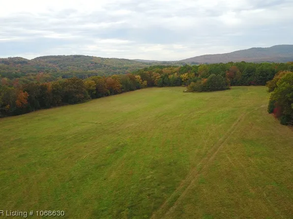 4015 Country Ln, Ozark, AR 72949