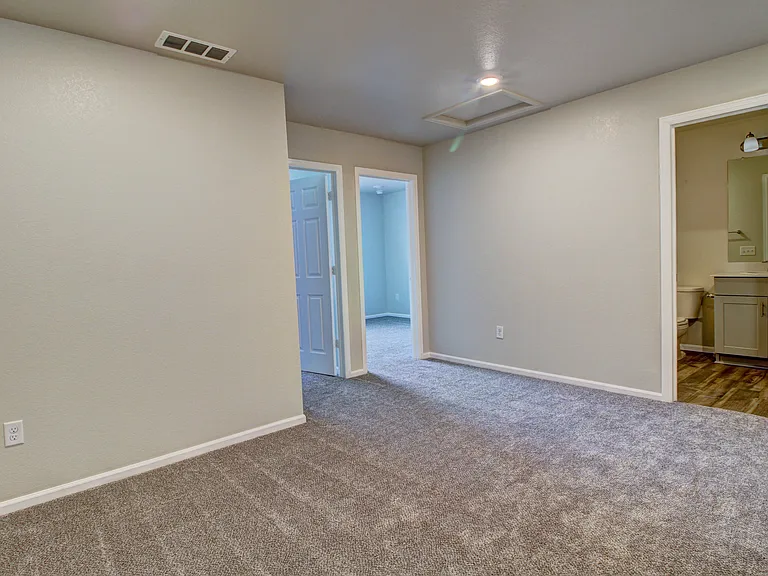 13811 Vispo Way — Photo 16