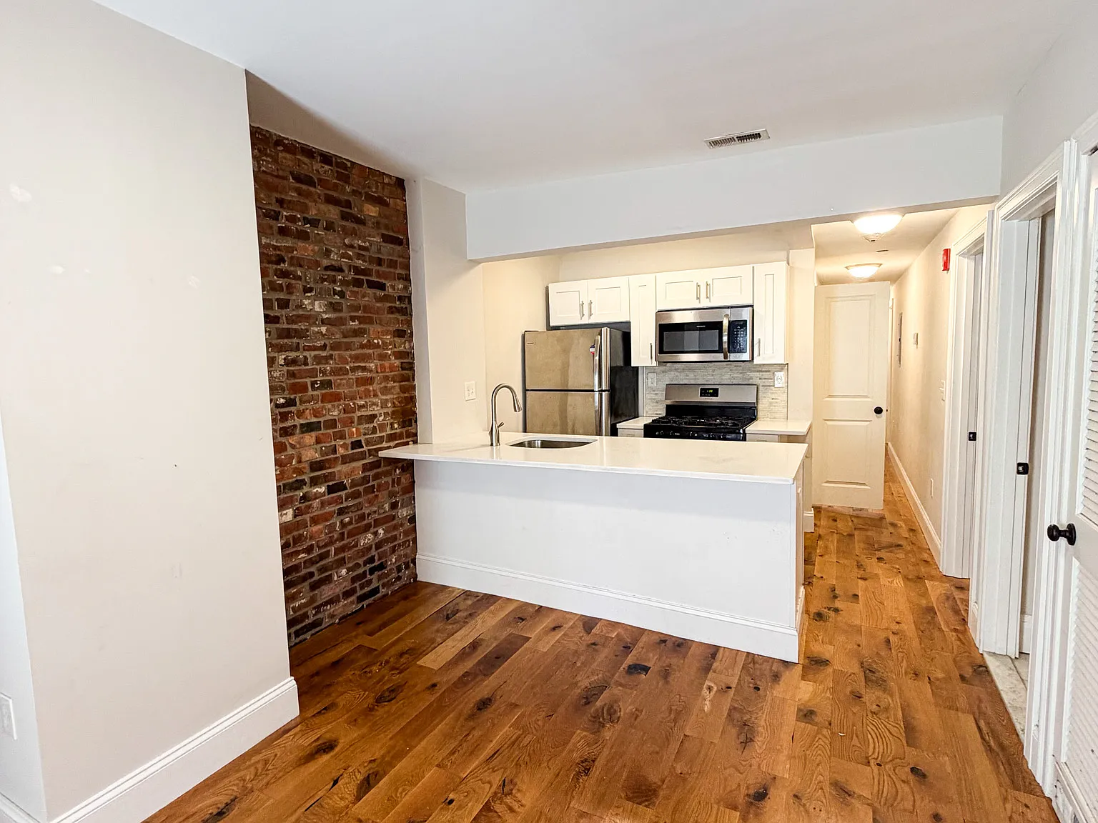 255 Paris Street - 2 — Photo 1