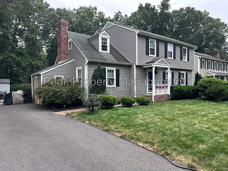 1825 Red Queen Ct — Photo 2