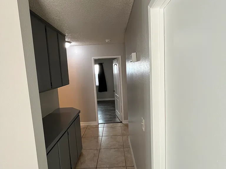 877 Award Dr — Photo 5