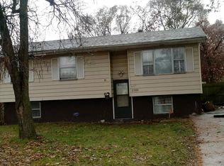 2388 Pierce St, Gary, IN 46407