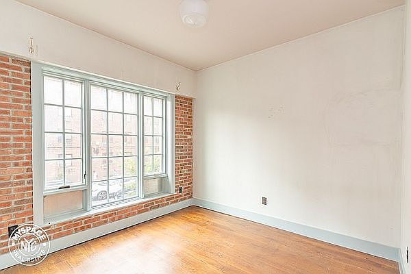 1st image of 11 Brooklyn Ave #2E
