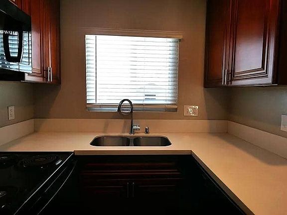 3rd image of 4344 Copeland Ave #2331